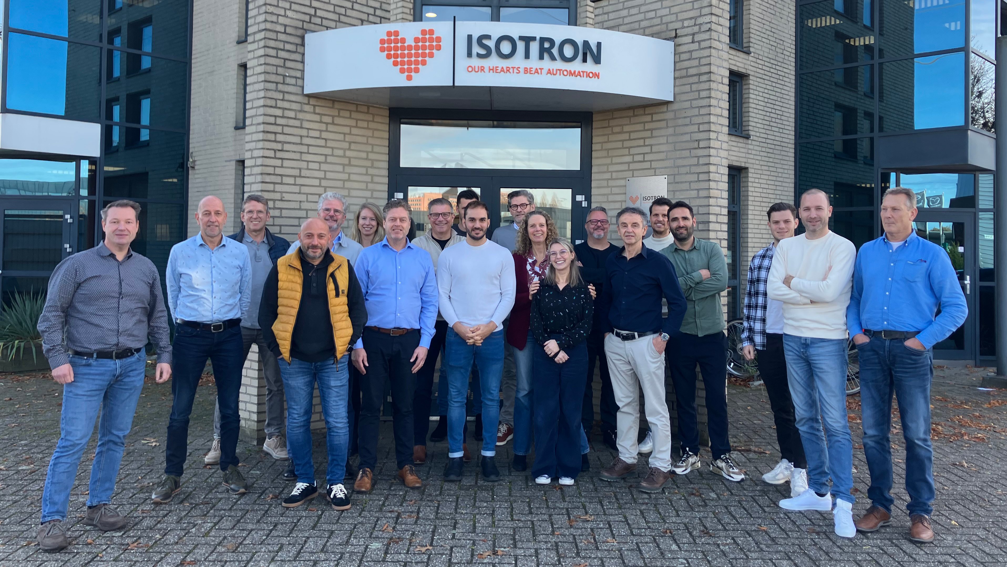 Isotron groepsfoto 2025 bijgesneden