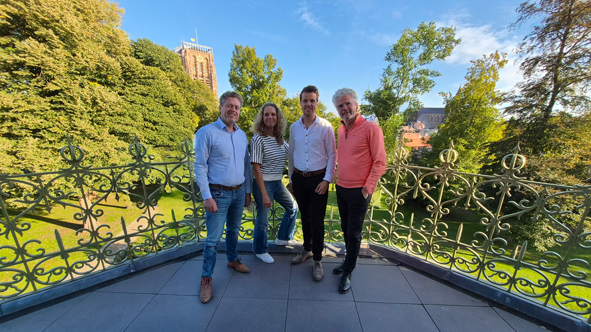 Het nieuwe Leadership Team van Isotron